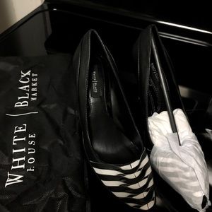 White House Black Market Ladies Heels Size 7 -New